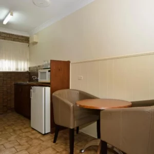 Comfort Inn 9