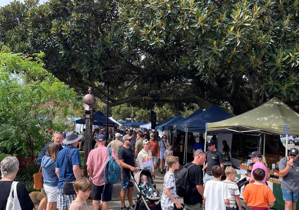 Victor Harbor Artisan Market Crowd