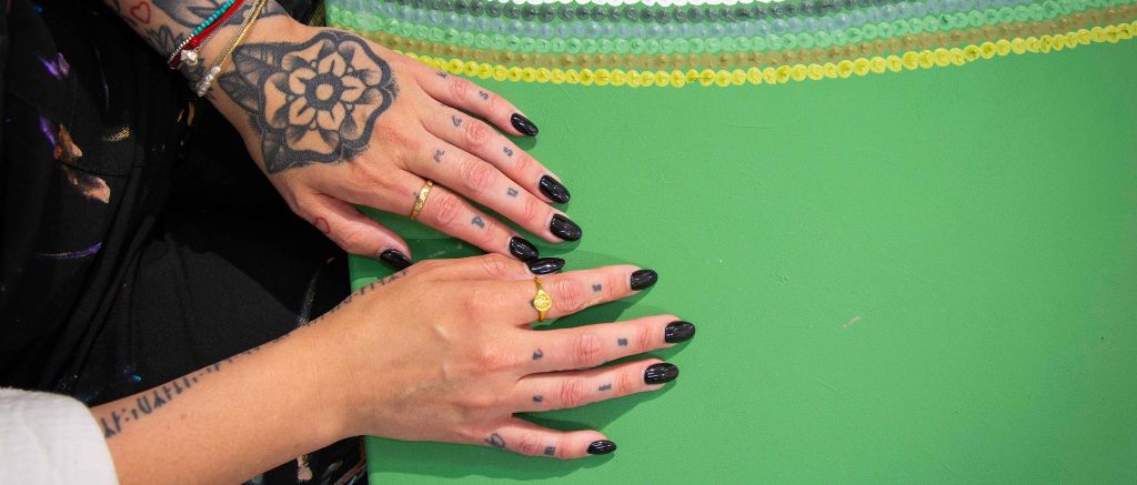 Amanda Westley Hands On Painting