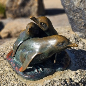 25 Bronze Penguins