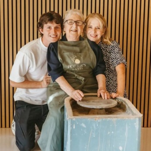 Potters Oasis Three Generations