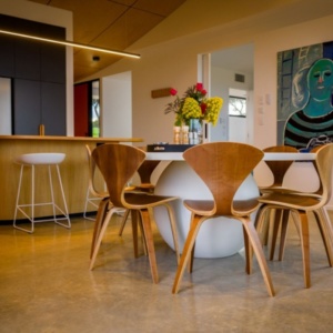 Naiko The Bluff Dining Table