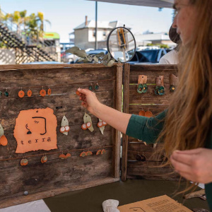 Victor Harbor Artisan Markets art and jewellery