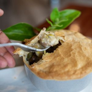 Softfoot Swagman Country Dining Pie